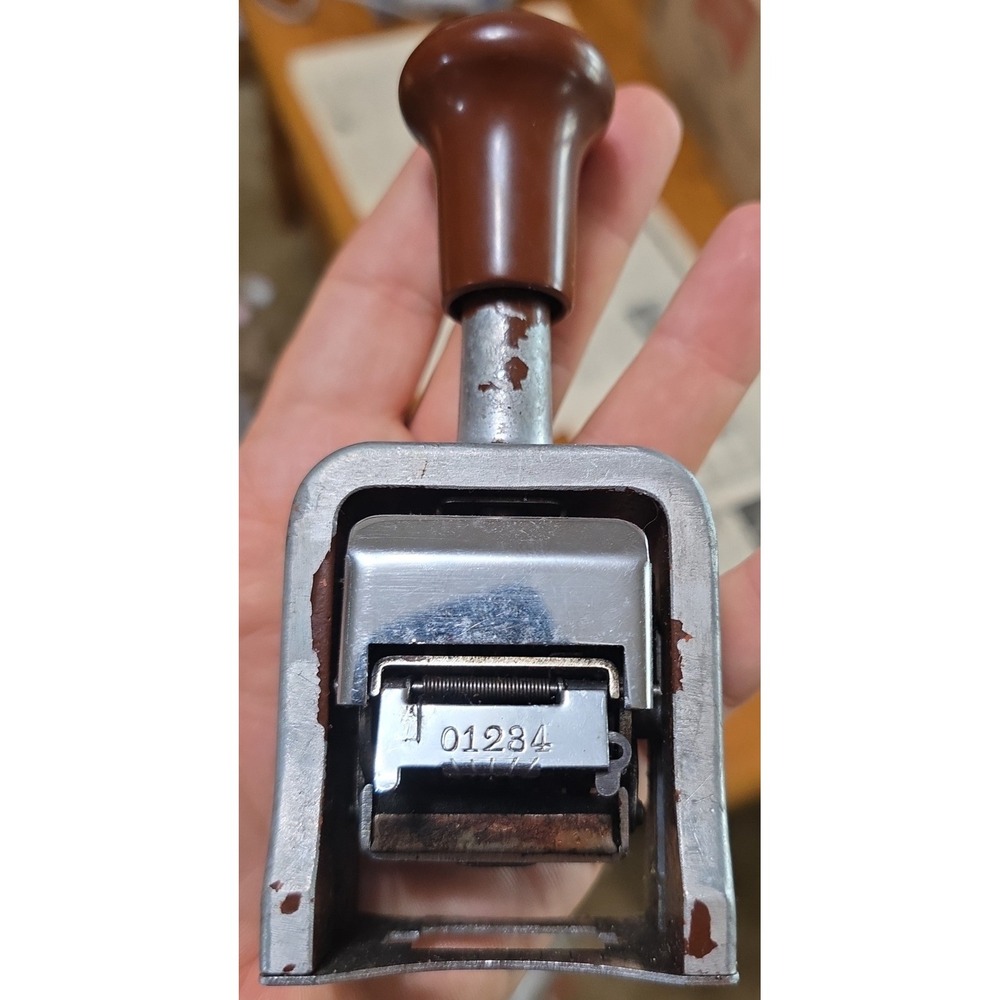 Vintage Faymus Model A Automatic Numbering Machine Metal Stamper Made in Japan